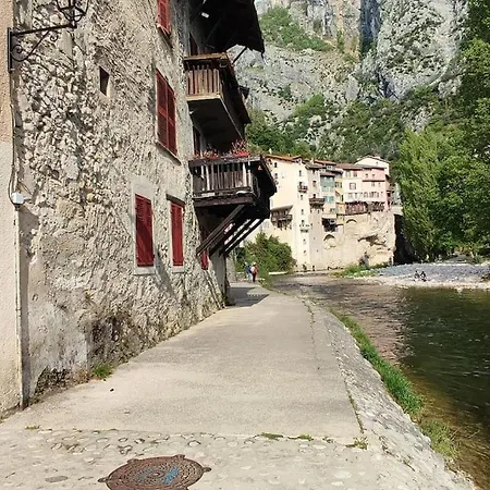 Vue Exceptionnelle Aux Portes Du Vercors *